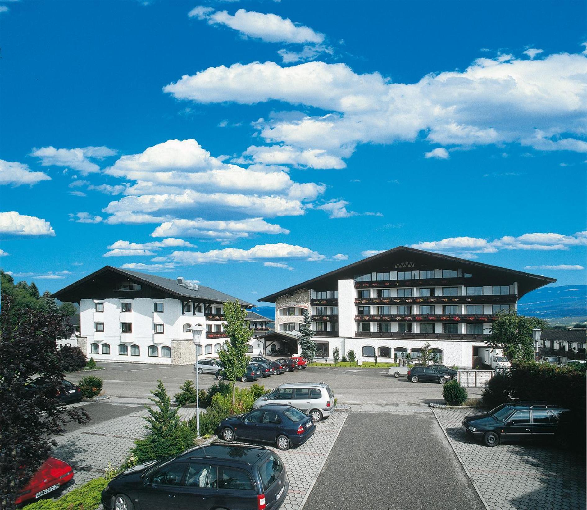 Hotel Lohninger-Schober Sankt Georgen im Attergau Eksteriør bilde